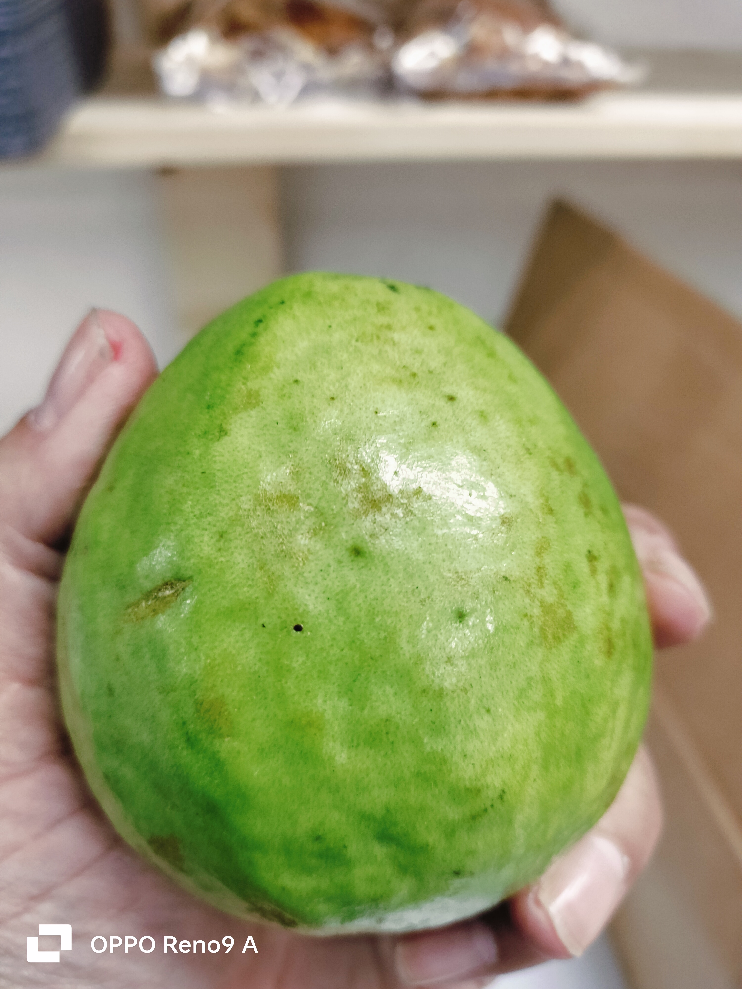 မာလကာသီး M