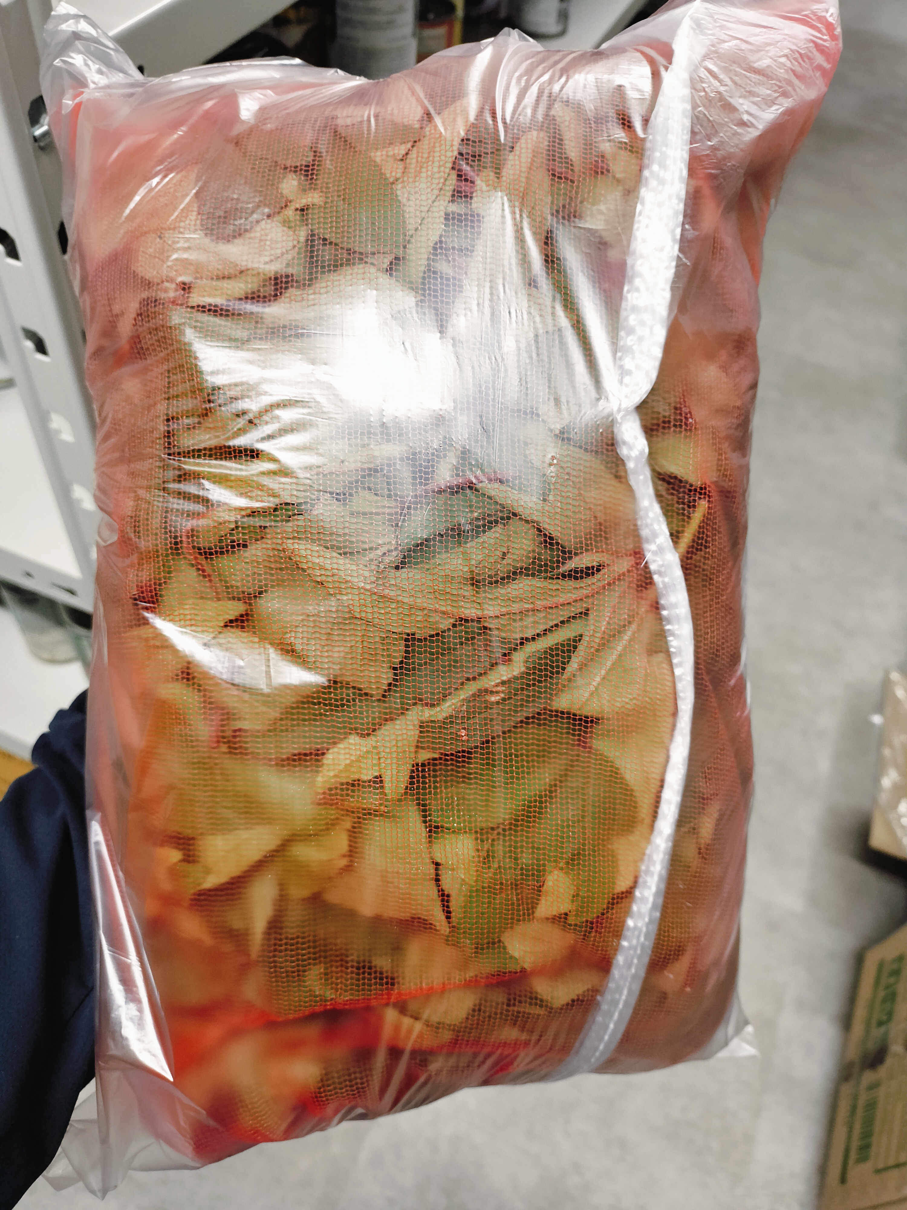 ချဉ်ပေါင်ရွက်fresh(1kg)